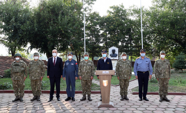 Hulusi Akar ve komutanlar Yunanistan sınırında! 'Boş hayaller peşide koşmayın' - Resim: 3