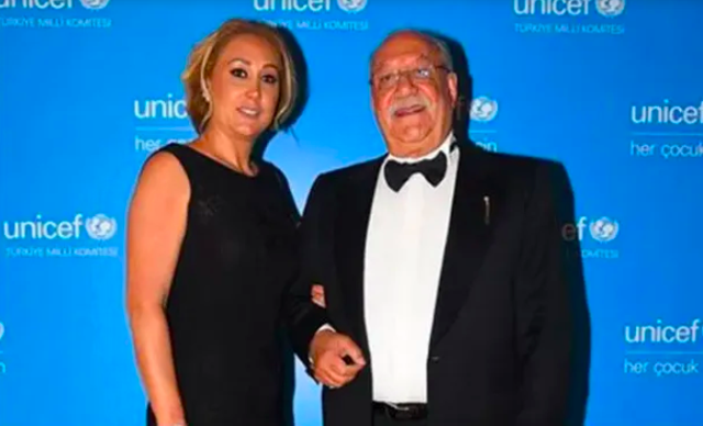 Rahmi Özkan kimdir kaç yaşında eşi Güniz Özkan ve kızı kimdir? - Resim: 0