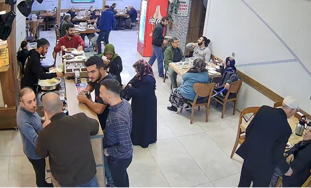Artvin'de Kaymakam, döner tabağın dibini sıyırdı sonra da 'beğenmedim' diye parasını ödemedi! İşte o anlar - Resim: 2