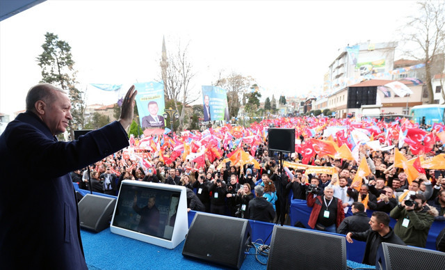 AK Parti seçim programına silahlı saldırı! Cumhurbaşkanı Erdoğan: Bir saldırgan yakalandı - Resim: 4