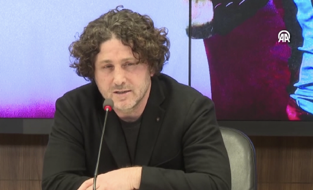 Trabzonspor'da Fatih Tekke dönemi resmen başladı! Tekke ve Güneş imza töreninde konuştu - Resim: 1