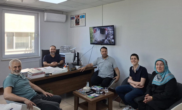 LGS birincisinden örnek hareket! 100 bin liralık başarı ödülünü Yetim Vakfına bağışladı... - Resim: 0