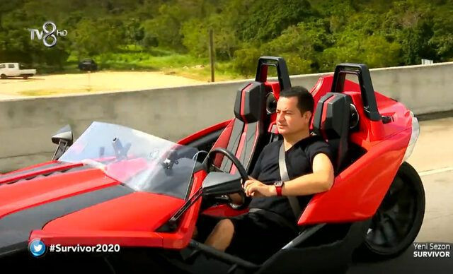 Acun'un bindiği araba olay oldu! Survivor'a geldiği kırmızı arabanın markası - Resim: 2