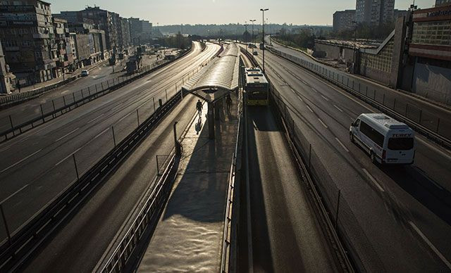 80 saatlik kısıtlama bugün başlıyor! Alanlarına giriş yasak alkol satışı yapılmayacak - Resim: 1