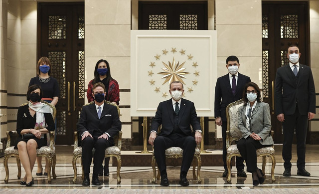 AB Türkiye Delegasyonu Başkanı Büyükelçi Erdoğan'a güven mektubu sundu - Resim: 0