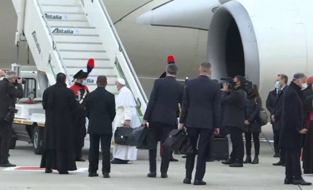 Papa Francis Irak’a gitmek üzere Roma’dan ayrıldı - Resim: 0