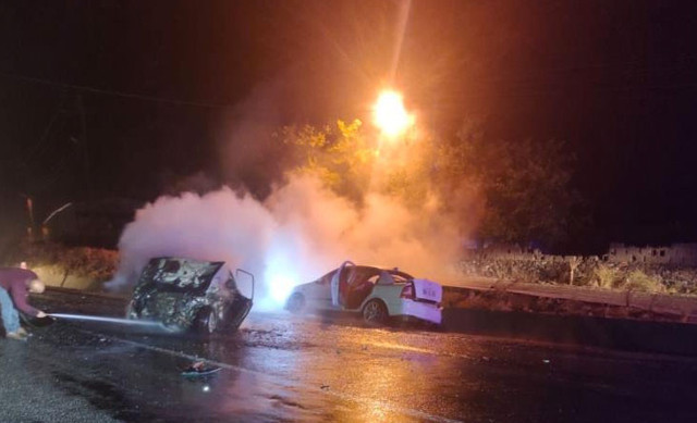 Uşak'ta feci kaza! 2 kişi yanarak can verdi - Resim: 0