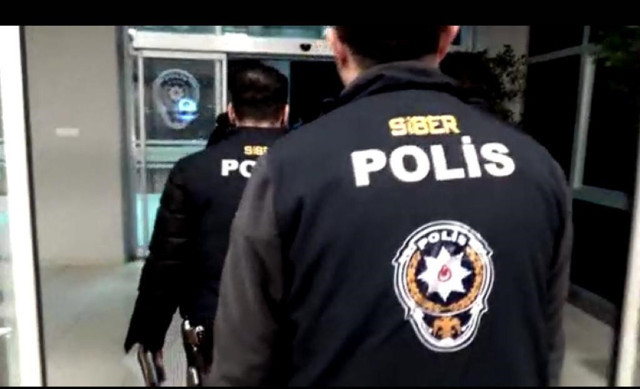 Ekiplerden 'Deep Web' devriyesi! 20 hacker yakalandı - Resim: 0