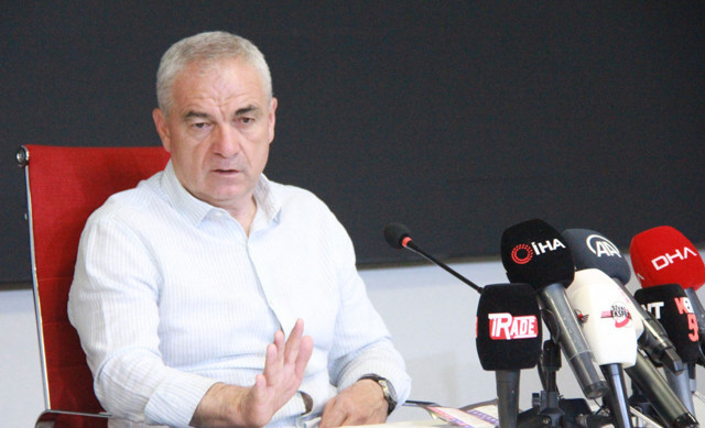 Süper Lig'de flaş ayrılık! Teknik direktör takıma veda etti - Resim: 1