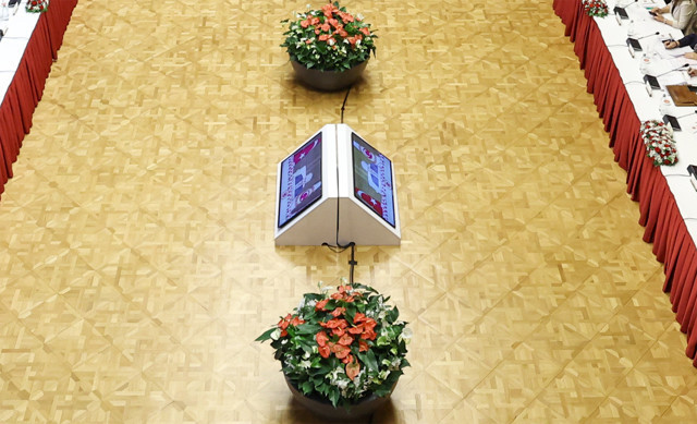 Terörsüz Türkiye Komisyonunun adı belli oldu! Salondaki Antorium çiçeğinin mesajı - Resim: 0