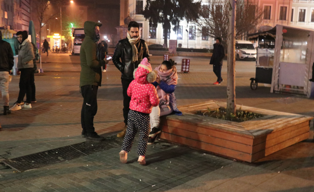 Bolu’da korkutan deprem! Halk sokağa döküldü - Resim: 0