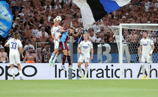 Trabzonspor Danimarka'da mağlup! Fırtına turu Trabzon'a bıraktı - Resim: 1