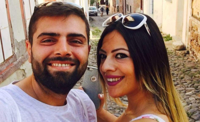 Kahreden haber: Deprem bir aileyi yok etti! 10 aylık bebekleriyle enkazda cesetleri çıkarıldı - Resim: 0