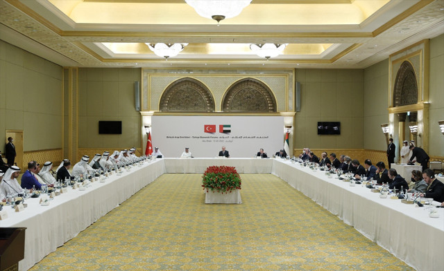 Cumhurbaşkanı Erdoğan Birleşik Arap Emirlikleri'nde iş insanlarıyla buluştu - Resim: 0