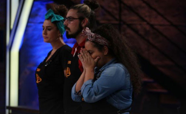MasterChef'te O Ses Türkiye rüzgarı işte haftanın eleneni ve dokunulmazlığın sahibi  - Resim: 4