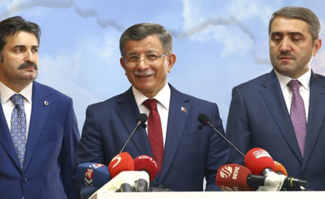 Ahmet Davutoğlu'nun partisinin ismi ve logosu belli oldu! - Resim: 1