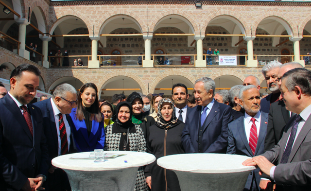 Bülent Arınç'tan gıda zamlarına tepki: Evliya Çelebi görse kahrından ölürdü - Resim: 0