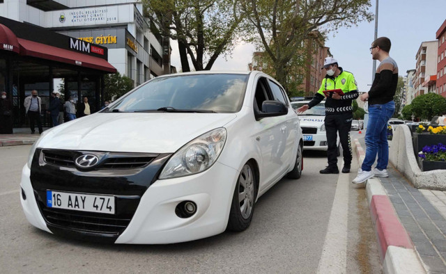 Bursa'da modifiye araç sürücüsünün 'Zevkim bu' pişkinliği - Resim: 1