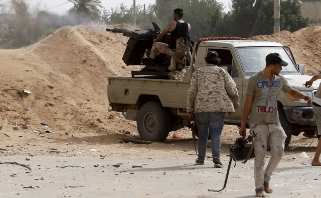 Libya'da Hafter güçleri geri çekiliyor! UHM başkentte kontrolü sağladı - Resim: 0