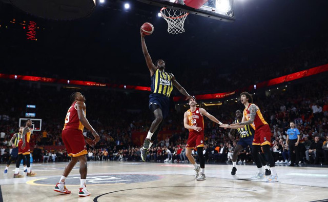 Potadaki derbide Fenerbahçe Beko Galatasaray Nef'i devirdi! - Resim: 3