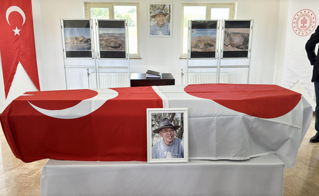 Kırşehir halkı Ömer Abi derdi! Japon arkeolog Omura öldü meğer Turgut Özal onu... - Resim: 2