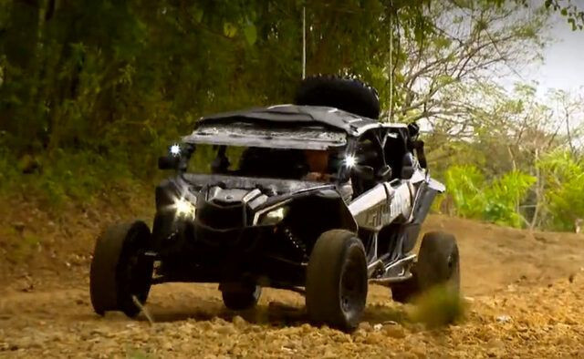 Acun'un bindiği araba olay oldu! Survivor'a geldiği kırmızı arabanın markası - Resim: 3