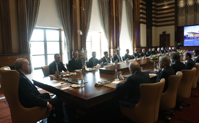 Cumhurbaşkanı Erdoğan'dan başkanlara: Kavga yok israf yapmayın - Resim: 2