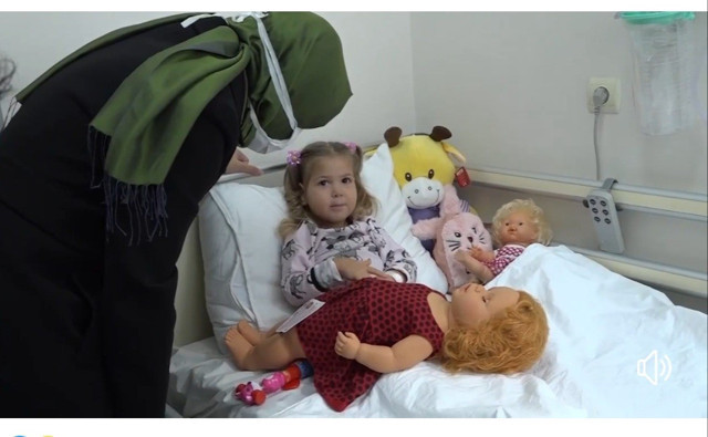 Ayda bebekten yürek yakan sözler: Annem gelecek, pikniğe gideceğiz - Resim: 0