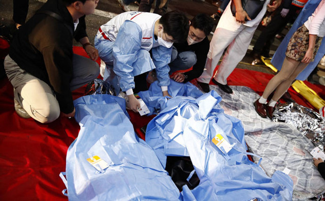 Güney Kore'de 'Cadılar Bayramı'nda çıkan izdihamda 151 kişi öldü faciaya şahit olan Türk vatandaşları anlattı - Resim: 1