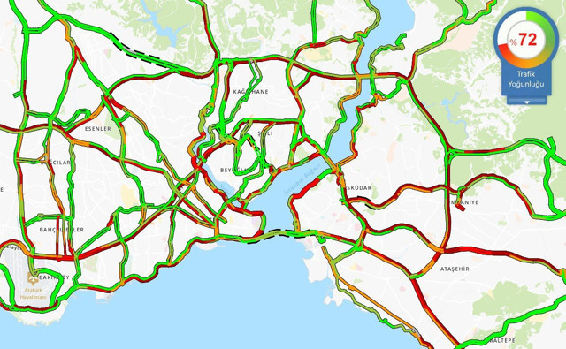 İstanbul’da trafik kilitlendi! Bayramda bu neyin trafiği isyanı... - Resim: 1