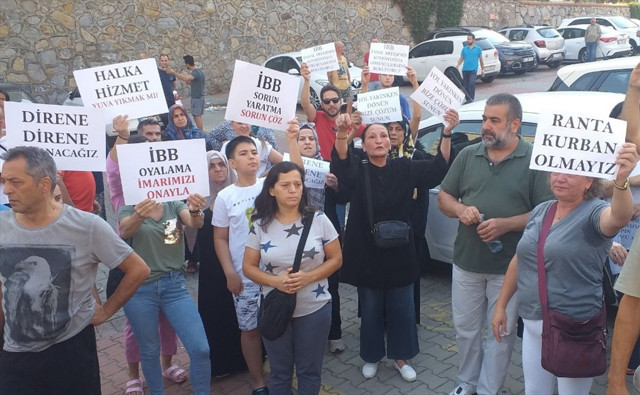 Maltepe'de depreme dayanıksız olduğu belirlenen site için tahliye kararı - Resim: 1