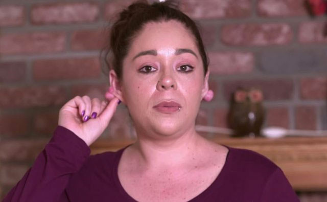 Küpe takmak için kulaklarını deldirdi hayatı zindan oldu - Resim: 1