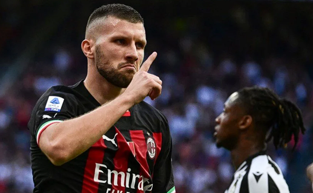 Beşiktaş'ın yeni transferi Ante Rebic İstanbul'a geldi - Resim: 2