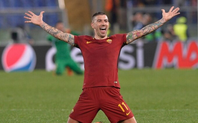 Ali Koç Kolarov transferi için devreye girdi! Transferi bitirip gelecek - Resim: 0