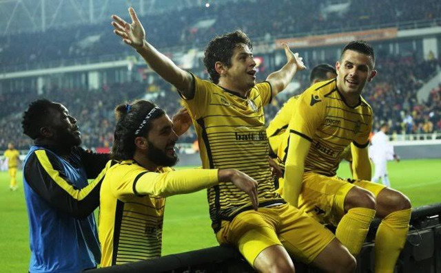 Mehmet Ekici Malatya'ya Guilherme Fenerbahçe'ye - Resim: 0