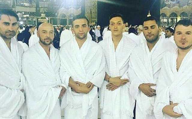 Mesut Özil'in Müslümanlara verdiği destek sonunu getirdi 10 ayda kalemini kırdılar - Resim: 2