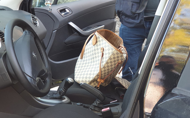 Antalya'da '600 bin liramı gasbettiler' diyen kadının paralarını kumarda kaybettiği ortaya çıktı - Resim: 0