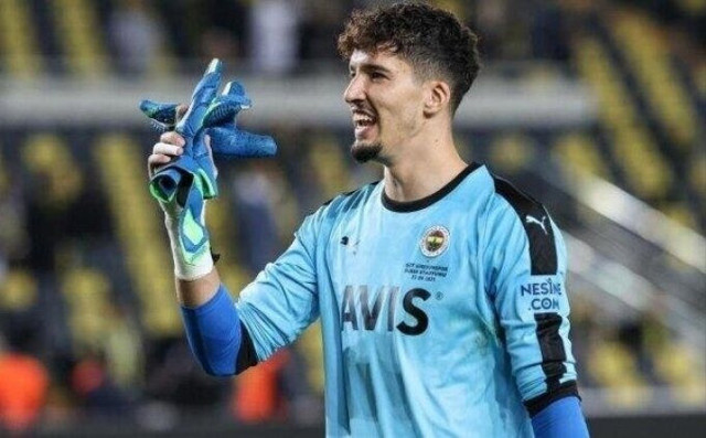 Fenerbahçe'de Altay Bayındır ve Miha Zajc'a yeni sözleşme - Resim: 0