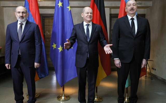 Aliyev ile Paşinyan Münih'te bir araya geldi - Resim: 0