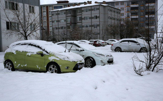 Van, Hakkari, Muş ve Bitlis'te 799 yerleşim yerine ulaşım sağlanamıyor - Resim: 3