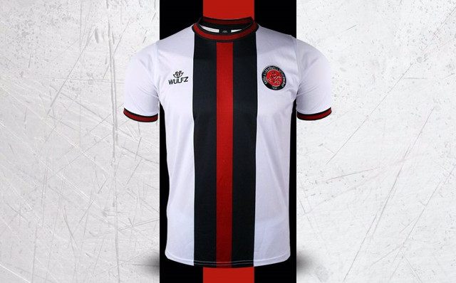 Beşiktaş'ın yeni sezon formaları tanıtıldı - Resim: 1