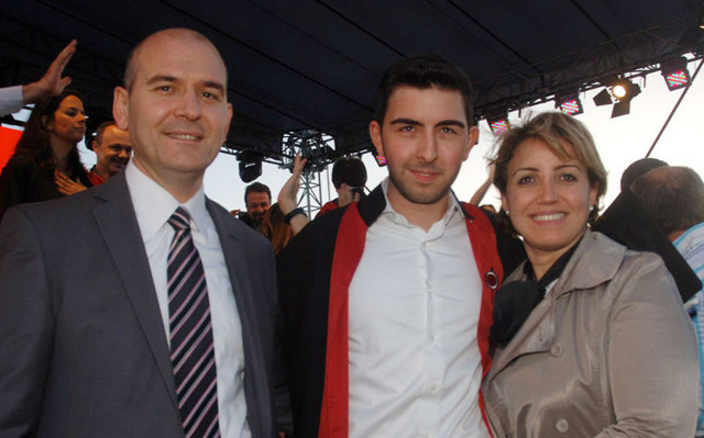 Süleyman Soylu eşi kimdir aslen nereli işte kızı ve oğlu! - Resim: 1