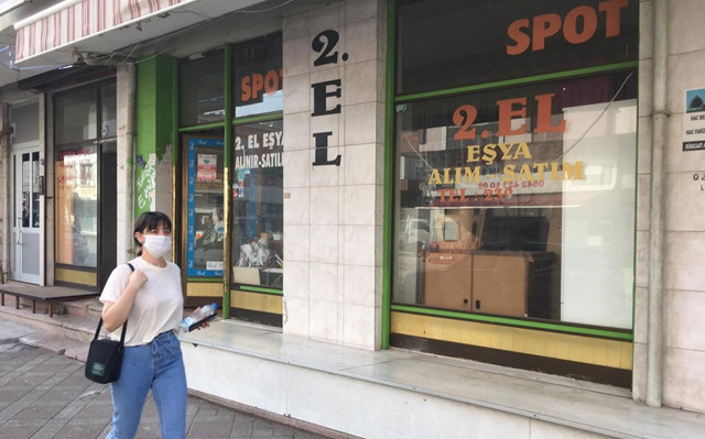 Öğrencilerin yaşadığı şehirlere korona darbesi: Ev kiraları düştü, kafeler boş kaldı - Resim: 1