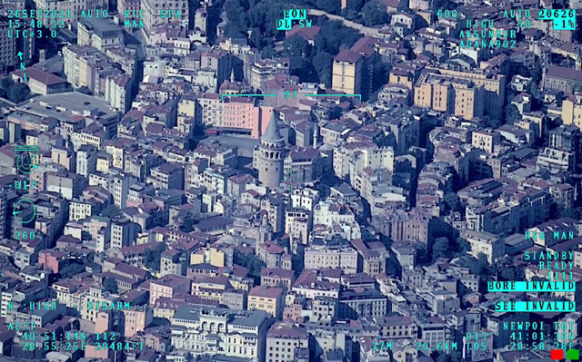 Aksungur insansız hava aracı İstanbul semalarında tur attı - Resim: 0