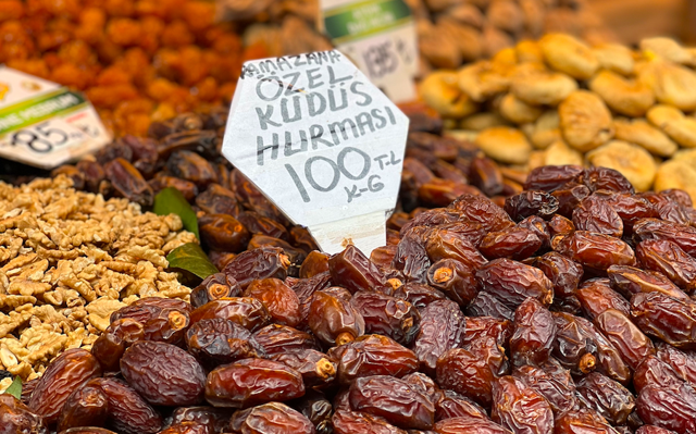 Ramazan zam yağmuru başladı! Süt, pide, kırmızı etten sanra Ramazan'ın ağız tadı hurmaya da zam - Resim: 0