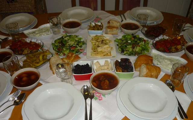 Ramazan'da kilo alıyorsanız sebebi budur! Diyetisyen açıkladı - Resim: 0