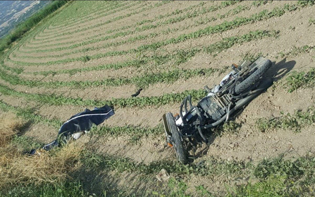 Denizli'de 2 motosiklet çarpıştı 1 ölü 3 yaralı - Resim: 0