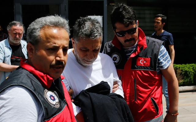 Zümrüt Apartmanı kitabı konusu ne anlatıyor pedofili sözleri - Resim: 1