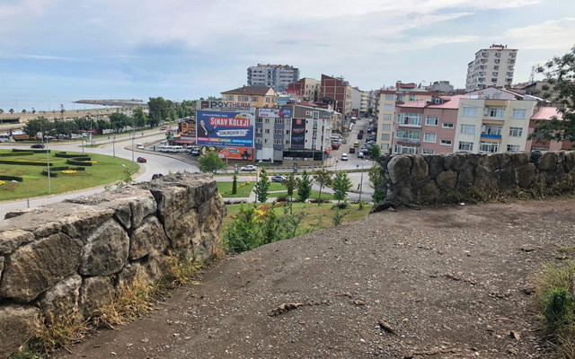 Ayasofya'nın duvarı aşırı yağmura dayanamadı - Resim: 0