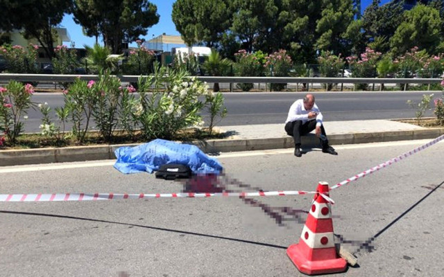 Antalya'da otomobilin çarptığı rehber feci şekilde can verdi! - Resim: 1